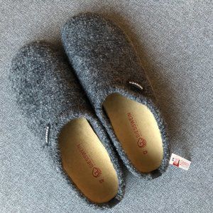 Giesswein slippers, EU 43